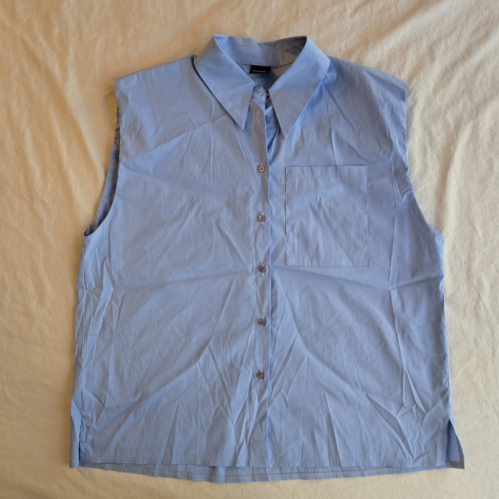 Pinko sz 8 Sleeveless Women's Top Light Blue